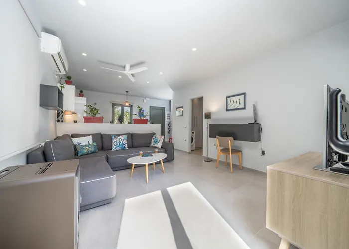 Haven - Luxury House